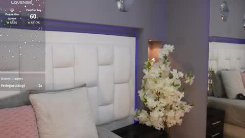 CuteArii online show from April 7, 8:44 pm