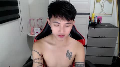 Steph online show from March 4, 6:27 pm