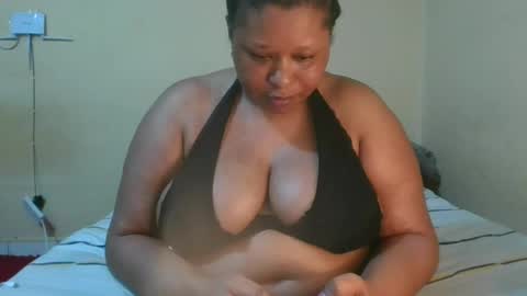 cutebobo online show from June 21, 11:00 pm