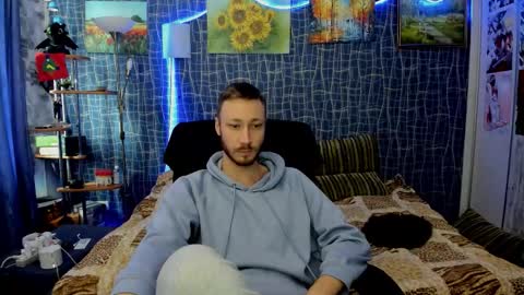 cuteboy228 online show from February 13, 10:40 am