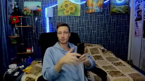 cuteboy228 online show from February 17, 12:20 am