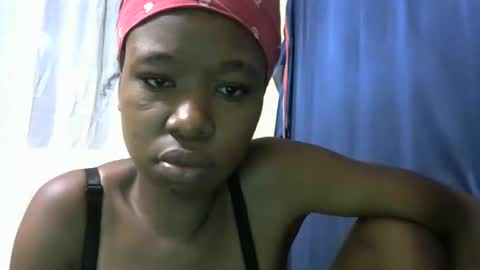 VALLARY online show from March 3, 4:58 pm