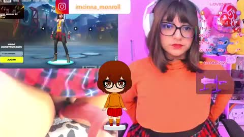 Snapshot of cutecinamonroll chatting on September 21, 4:55 pm Cinna independent model online show from September 21, 4:55 pm