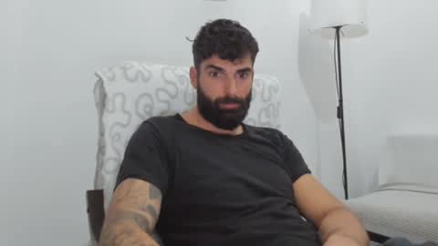 cuteeboy online show from March 4, 6:29 pm