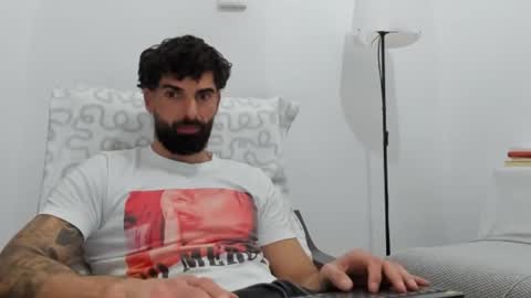 cuteeboy online show from February 28, 4:44 pm