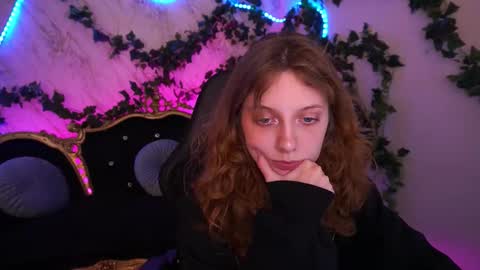 Foxy online show from November 3, 2:18 pm