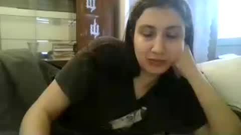 cutekattie online show from July 8, 7:45 am