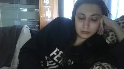 cutekattie online show from June 26, 9:04 am
