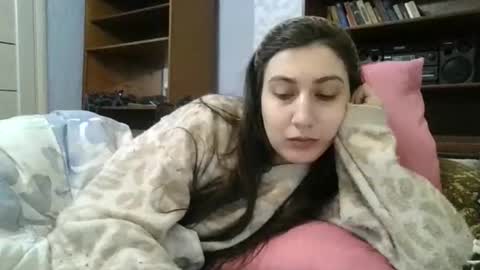 cutekattie online show from February 4, 6:50 am