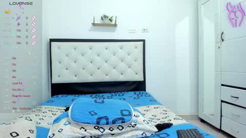 cutelatinax Twtter  Onlyfns online show from February 15, 3:39 pm