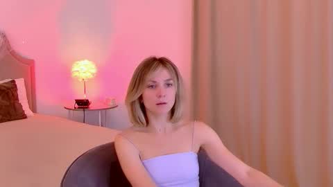 cutemirage online show from October 28, 2:29 pm