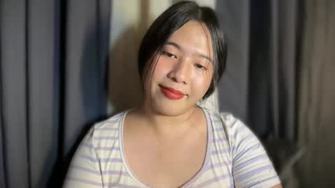 cute online show from May 31, 7:07 am