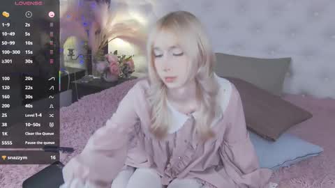 Tomie online show from November 30, 10:39 pm