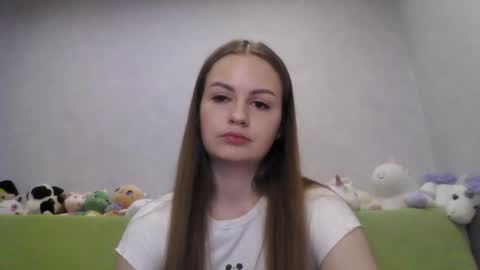 Chloe online show from May 23, 2:51 am
