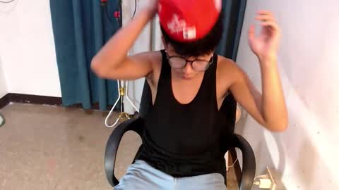 cutie_mico online show from May 22, 9:05 am