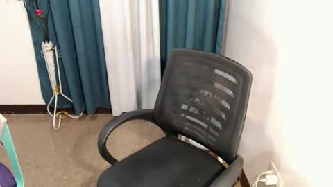 cutie_mico online show from April 12, 11:58 am