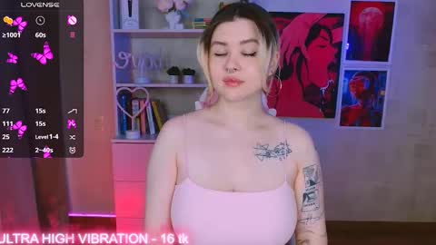 Snapshot of cutie_mili chatting on March 2, 9:42 am mili online show from March 2, 9:42 am