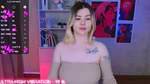 Snapshot of cutie_mili chatting on February 27, 6:57 am mili online show from February 27, 6:57 am