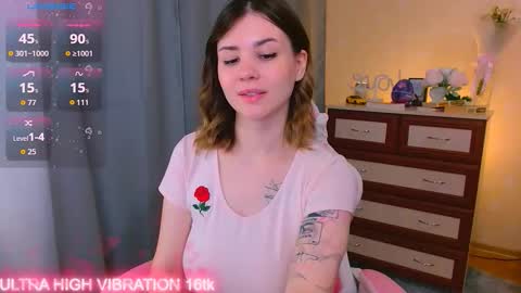 Snapshot of cutie_mili chatting on September 9, 1:33 pm mili online show from September 9, 1:33 pm
