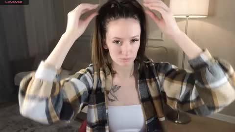 Kate online show from December 14, 8:31 am