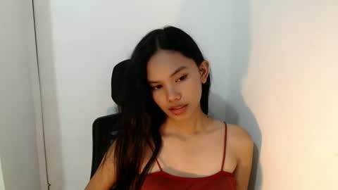 cutiee_lily2 online show from May 30, 4:55 am