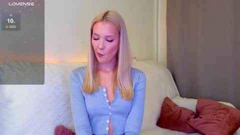 cutiefull_lion online show from March 5, 7:28 am