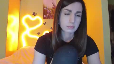 CutieOlga online show from December 15, 4:52 am