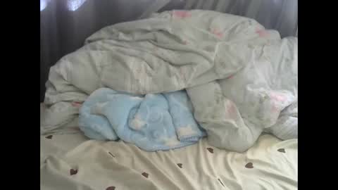 cuttie_baby online show from December 2, 7:18 am