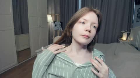 Anne online show from May 17, 10:46 am
