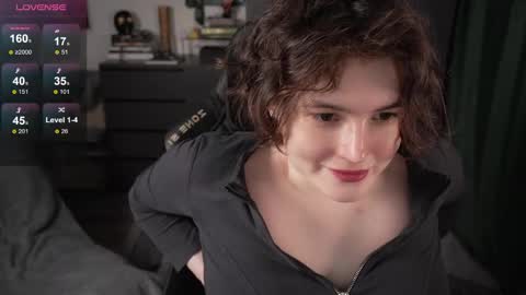 Helen Blossom online show from May 28, 2:15 pm