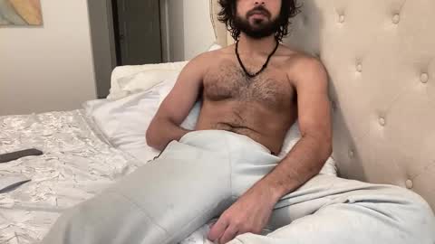Cylus X online show from April 27, 3:37 am