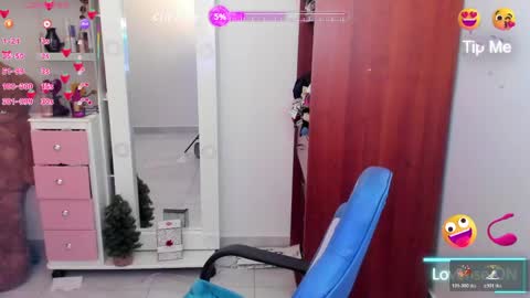 Cynthia online show from May 23, 1:40 pm