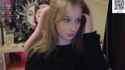 cyyberwhore online show from March 25, 9:21 pm