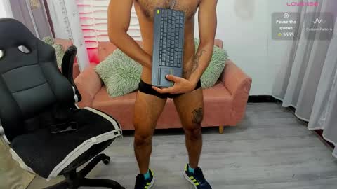 Mauricio online show from February 15, 3:39 pm