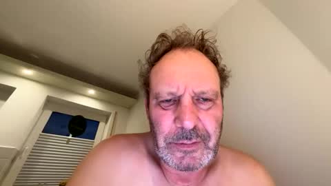 dachdecker7269 online show from February 27, 5:44 am