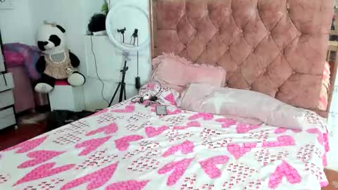 Ashley and Mike online show from February 4, 12:47 am