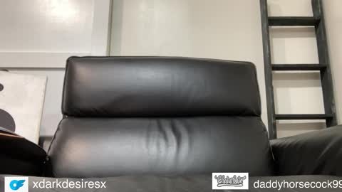 daddyhorsecock99 online show from November 1, 5:39 am