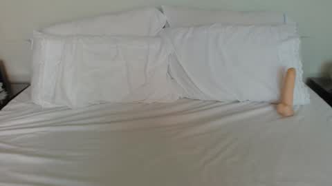 Snapshot of daddyhot_alejandro chatting on September 21, 4:55 pm Daddyhot Alejandro online show from September 21, 4:55 pm