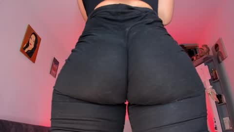 Creamy online show from February 3, 1:24 am