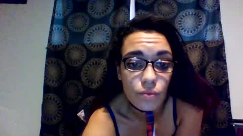 Snapshot of daddysgoodbaby_1423 chatting on October 22, 6:53 pm daddysgoodbaby_1423 online show from October 22, 6:53 pm