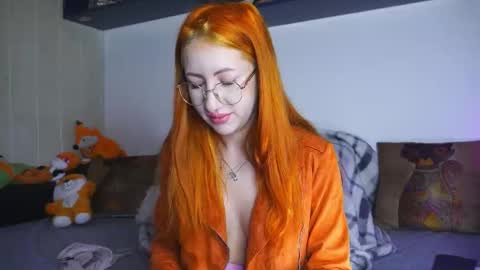 daddyslittleslutfox online show from March 5, 9:07 am