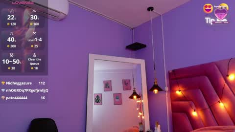 Anny  online show from April 4, 2:40 am