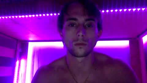 daddyytwink online show from July 3, 7:02 am