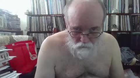 dadpigslut online show from January 17, 11:40 pm