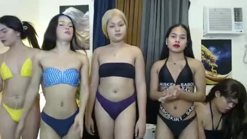 Snapshot of dadysgirl_21 chatting on September 29, 7:07 am dadysgirl_21 online show from September 29, 7:07 am