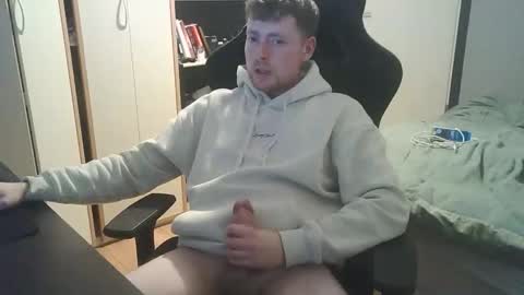 Dae5 online show from March 13, 6:11 pm