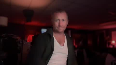 daemon online show from October 28, 2:34 am