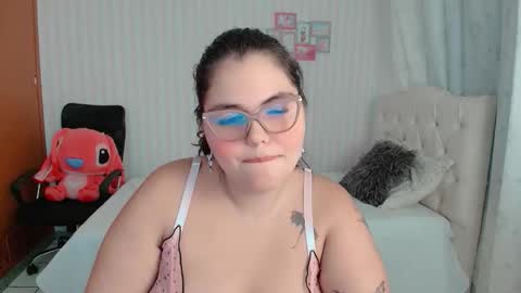 daeneryslove_doll online show from November 15, 7:54 am