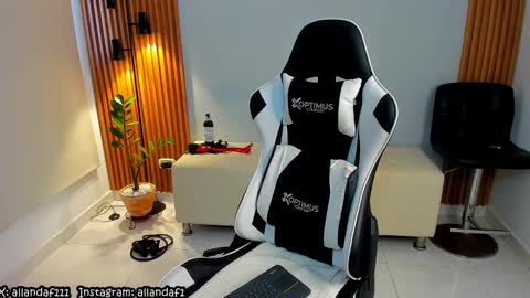 Allan Daf online show from February 18, 1:33 pm