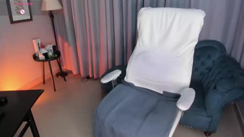 Dafne online show from April 19, 12:50 pm